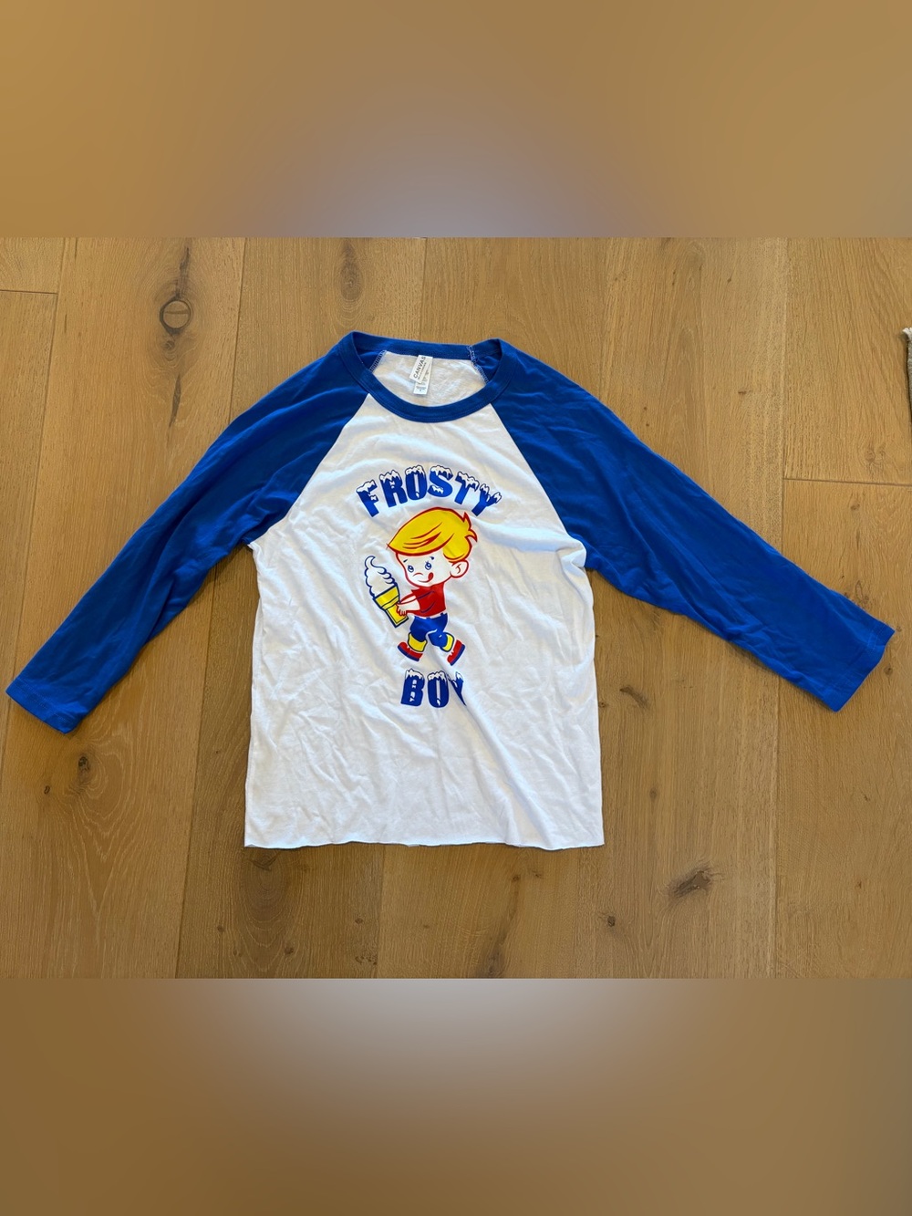Retro Frosty Boy Cropped Graphic Raglan Long Sleeve Tee